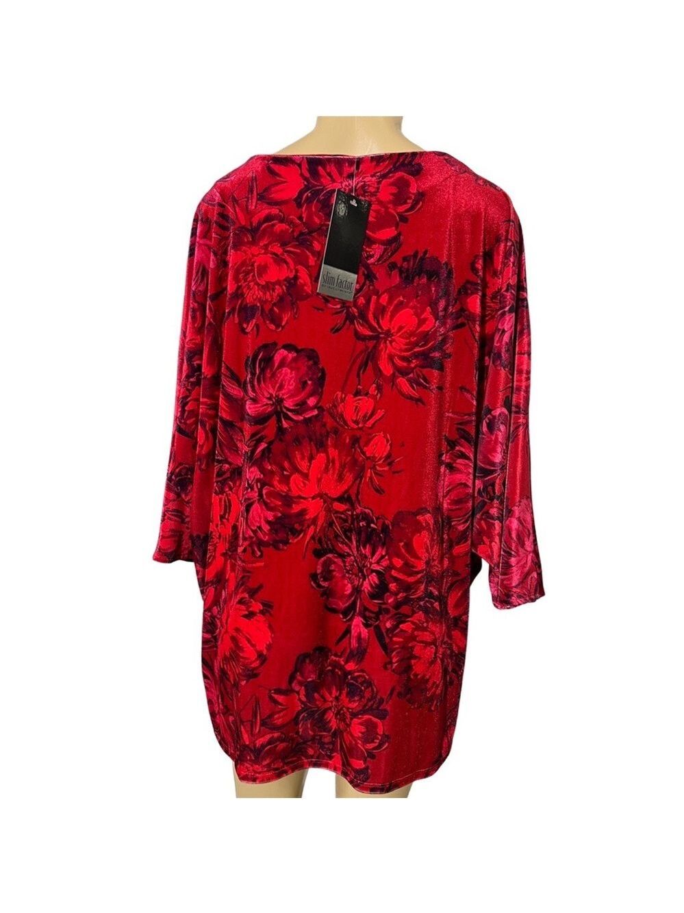 🎩🗝️ NWT $69 Slim Factor Red Floral Top - Runs Large - Picture 3 of 7